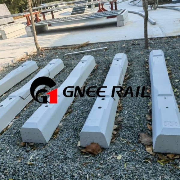 concrete sleeper1 concrete sleeper1